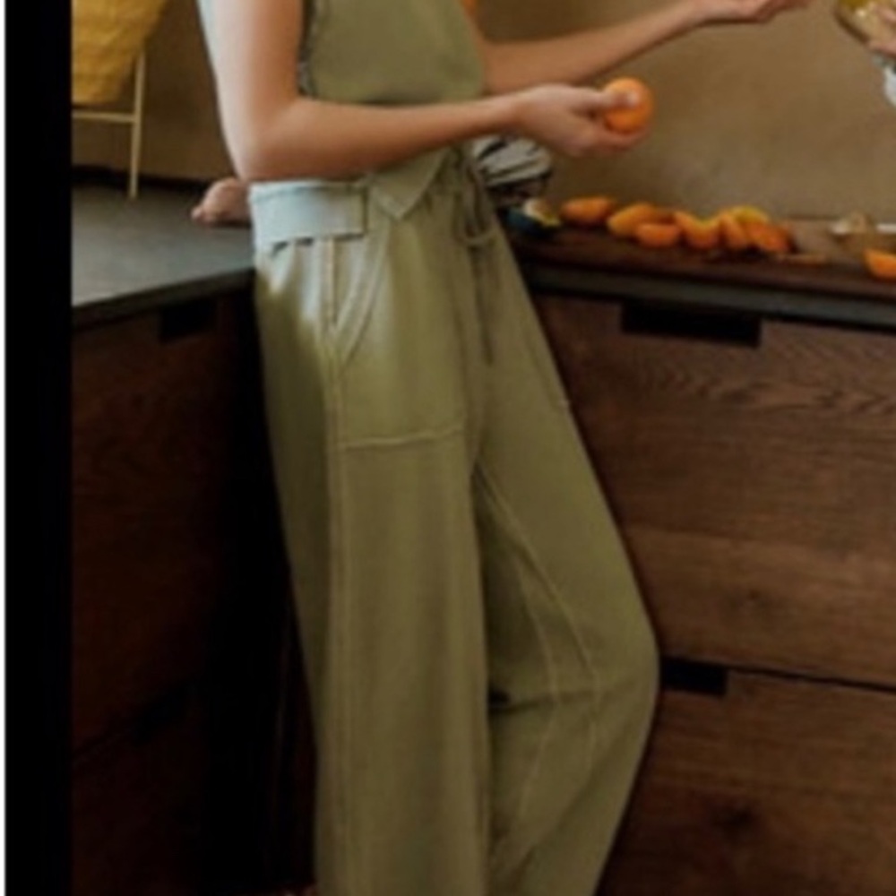 Anthropologie Daily practice two piece set! - Picture 2 of 5